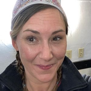 Meet your Posher, Eva